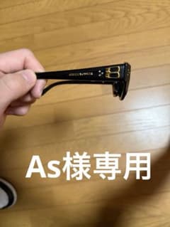 GENTLE MONSTER ブラック キャットアイサングラスのサムネイル