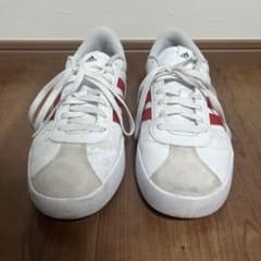 adidas ホワイト/レッド スニーカー