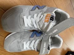 New Balance 996 グレー/ブルー スニーカー　20cmのサムネイル