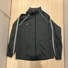 NIKE グリーントラックジャケットのサムネイル