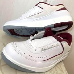 NIKE AIR JORDAN 2 RETRO LOW 30cmチェリーウッド - メルカリ