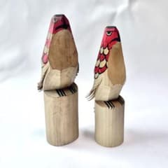 戦前 古玩 山形県米沢市 郷土玩具 お鷹ぽっぽ 赤タカ⑤ ×2本 農民美術 民藝 戦前 古玩 山形県 郷土玩具 お鷹ぽっぽ 赤タカ④ 山形県米澤市 加藤宮