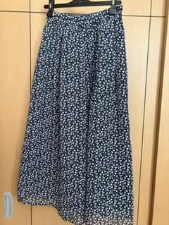 earth music&ecology ネイビー 花柄 ガウチョパンツ