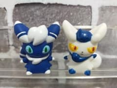 【美品】　ポケモンキッズ　指人形　ニャオニクス　♂♀