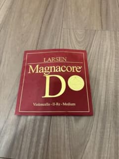 LARSEN Magnacore D Medium チェロ用弦 - メルカリ