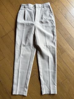 GU レディース スラックス ベージュ Sサイズ