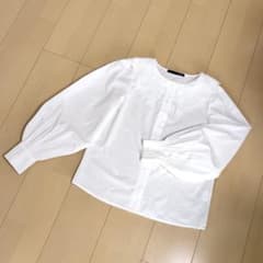 Heather レース刺繍ビックカラーコットンブラウスのサムネイル