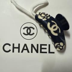 CHANEL ヘアクリップ カメリア ココマーク*ノベルティのサムネイル