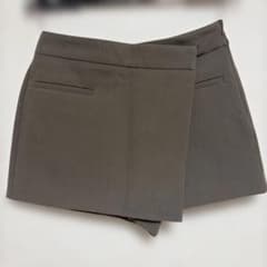 【美品】ZARA ブラウン スコート　Mサイズのサムネイル