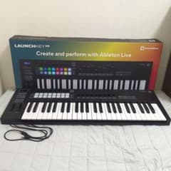 Novation Launchkey 49 MK3 MIDIキーボード - メルカリ