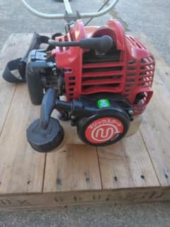 丸山製作所 中古草刈り機 肩掛け式のサムネイル