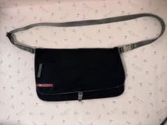 値下げしたよ‼️(最終値下げ♡) PRADA SPORTSナイロンショルダーバッグのサムネイル