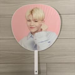 うちわ ミニうちわ ウジ セブチ SEVENTEEN SEVENTEEN セブチ WOOZI ウジ うちわ CARAT CAMP - メルカリ