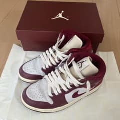 NIKE AIR JORDAN 1 MID スニーカー ボルドーのサムネイル