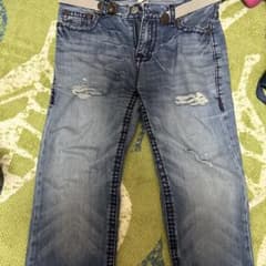 True Religion 36インチ売れないのでお値下げ考えますのサムネイル