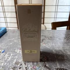 バレンタイン 21年 Blended Scotch Whisky 700mlのサムネイル