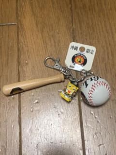 阪神タイガース 沖縄限定キーホルダーのサムネイル