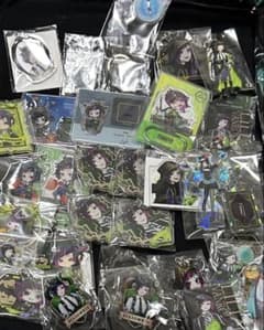 ツイステ リリア アクリルスタンド キーホルダー まとめ売りのサムネイル