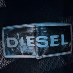 【希少】DIESEL 財布 2つ折りのサムネイル