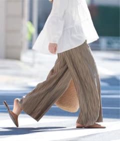 ウェーブプリーツパンツのサムネイル