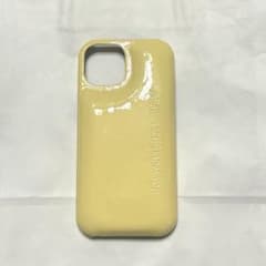 iPhone15 スマホケース イエロー シリコンのサムネイル