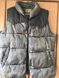 カモフラ中綿ベスト10月10日までSALEのサムネイル