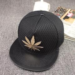 野球帽のサムネイル