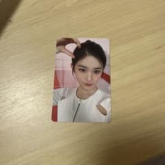 IVE イソ WAVE 通常盤 封入トレカのサムネイル