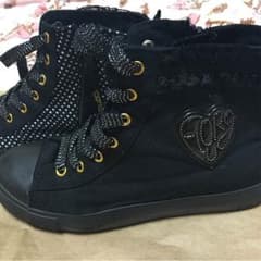 フィオルッチ♡スニーカーのサムネイル