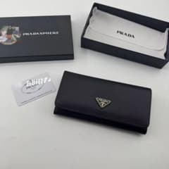 PRADA プラダ 長財布 ナイロン 三角プレート - メルカリ