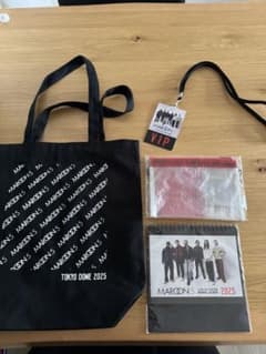 maroon5 ライブグッズのサムネイル