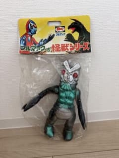 新品未開封】バルタン星人（ダークブルー版） ブルマァク 復刻版怪獣