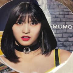 TWICEうちわのサムネイル