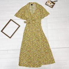 Gina Tricot 반소매 꽃무늬 롱 원피스 S 북유럽풍 웨스트 리본