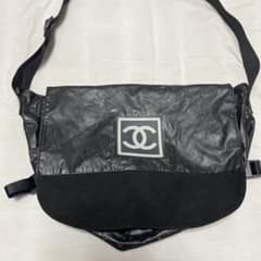 CHANEL スポーツライン メッセンジャーバッグ - メルカリ