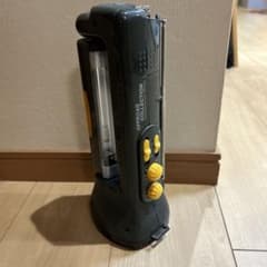 逃げろ！避難セット 防災ラジオ、貯水タンク、脚立のサムネイル
