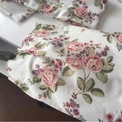 美品イングリッシュローズのカーテンのサムネイル