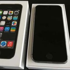 美品‼︎未使用‼︎iPhone5s 32G 黒 docomo専用（即買い禁止）のサムネイル