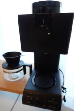 TWINBIRD コーヒーメーカー CM-D457(3杯モデル、2019年製)のサムネイル