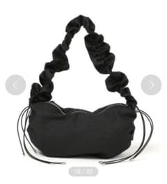 mysty woman】未使用シャーリングドロストBAG ブラックショルダー 