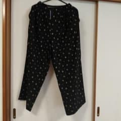 THOUSAND MILE 今季花柄 ブラックイージーパンツ 新品 THOUSAND MILE 今季花柄 ブラックイージーパンツ 新品 - メルカリ