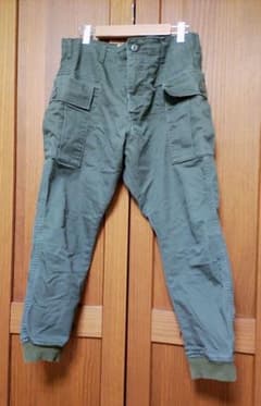 DUFFER of ST. GEORGE クロップドカーゴパンツのサムネイル