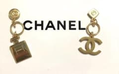 【希少⭐︎非売品⭐︎早いもの勝ち】CHANEL ホリデー限定 香水ボトルチャームのサムネイル