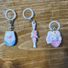 プリキュア めじるしアクセサリー ガチャガチャセットのサムネイル