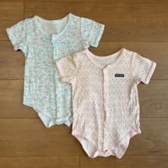 ベビー肌着 80cm 2枚セット 花柄 半袖 ロンパース ボディスーツ 前開きのサムネイル