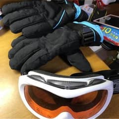 ゴーグル  手袋    スキー    スノボーのサムネイル