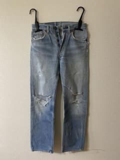 Levi’s501 クラッシュデニム ボタンフライ USA古着 グランジ 雰囲気のサムネイル