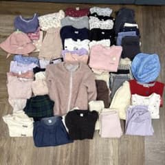 m*i様 子供服まとめ売り　女の子0歳〜2歳のサムネイル