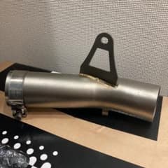 S1000RR 中間パイプのサムネイル