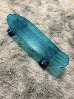 GLOBE BANTAM CLEARS 24インチ ミニクルーザースケートボードのサムネイル